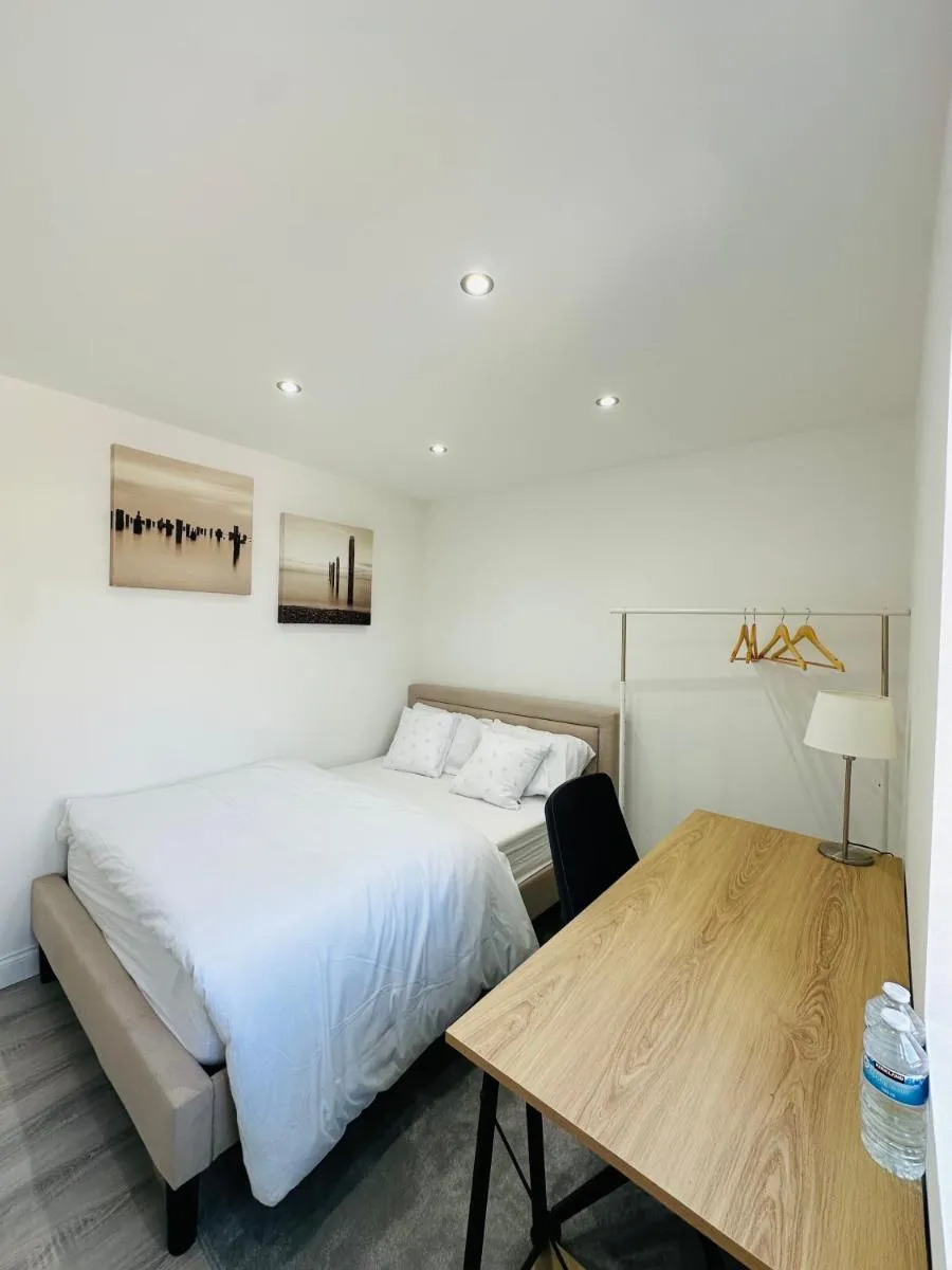 Image 3 of London Twickenham stadium double Bedroom B