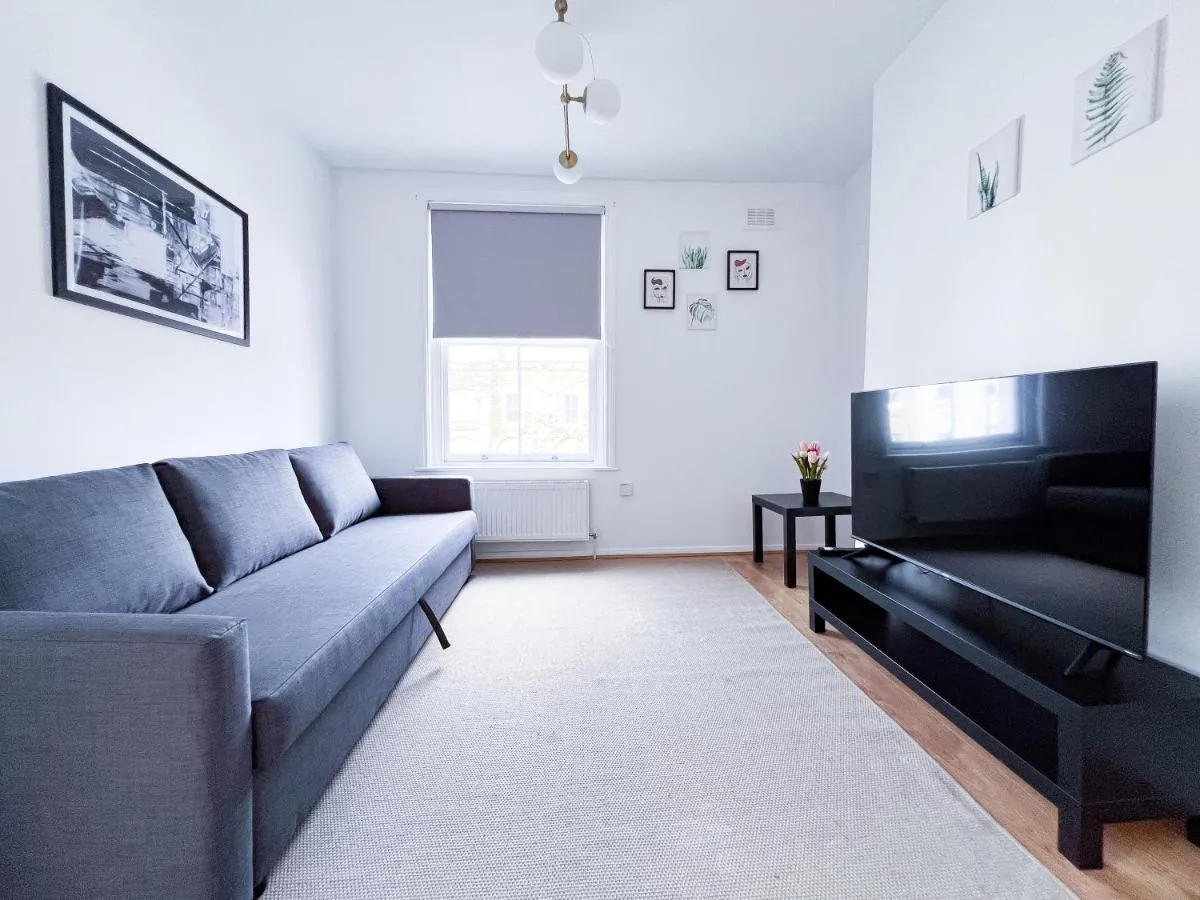 Image 5 of Lovely 1 Bedroom Camden Flat- on 2nd Floor