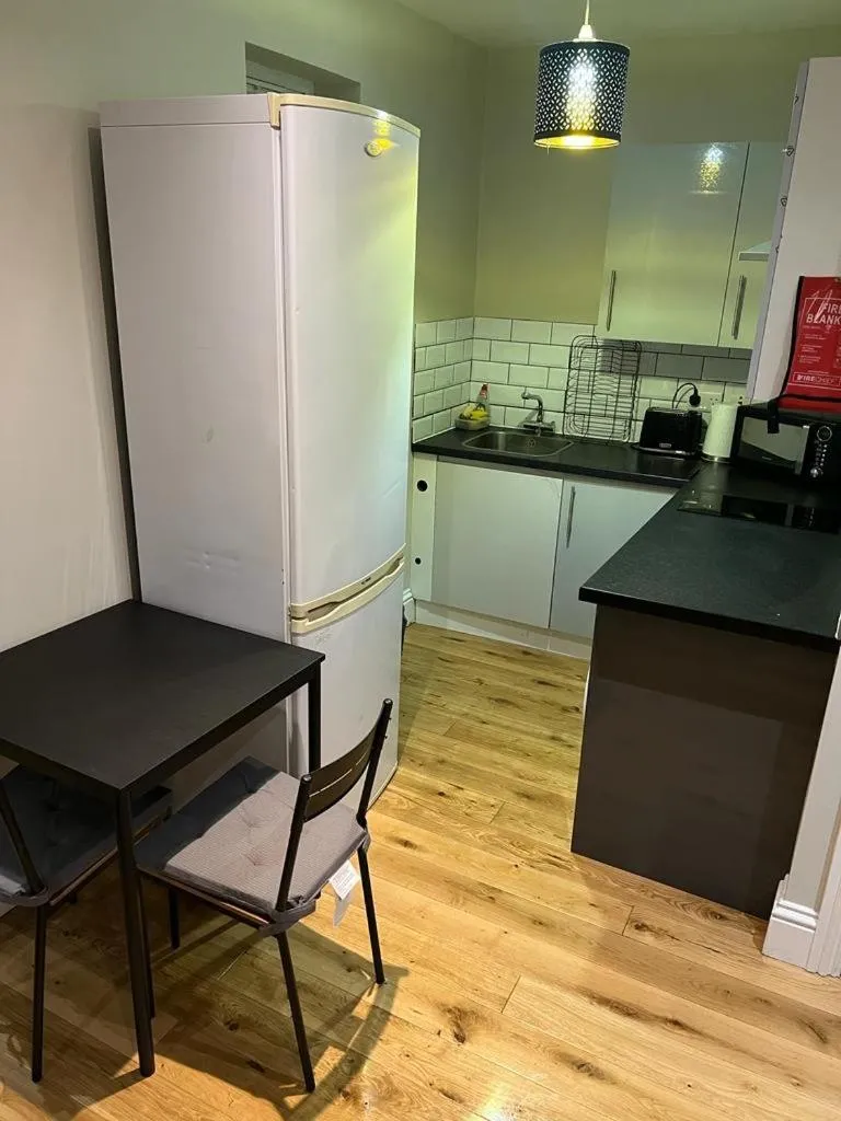 Image 4 of Lovely 1 bedroom apartment with on street parking