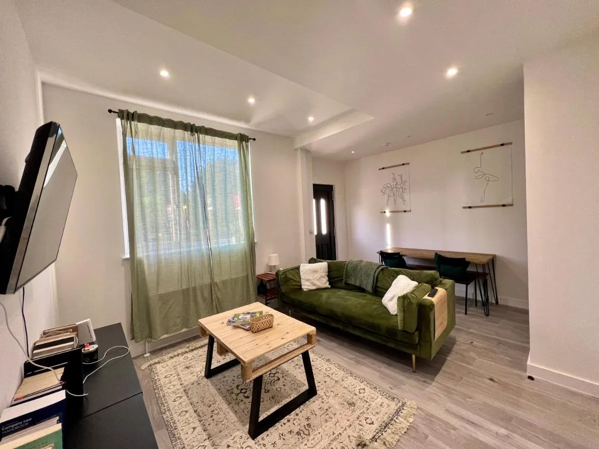 Image 5 of Lovely 1-bedroom flat with Patio