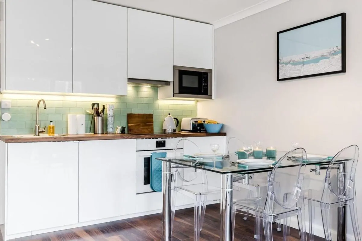 Image 5 of Lovely 2 Bedroom Apartment Near South Bank