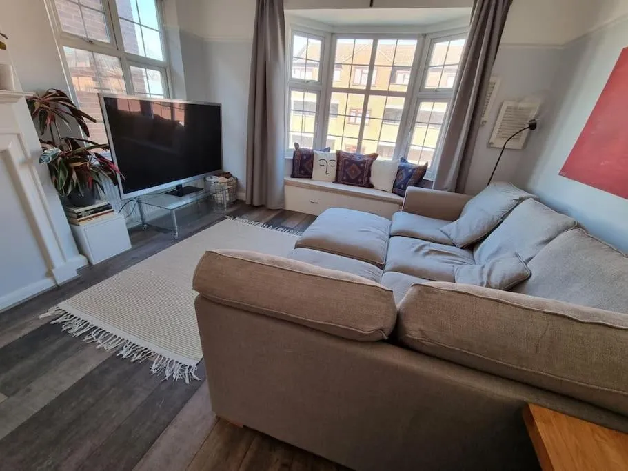 Image 1 of Lovely 2 bedroom flat in North West London