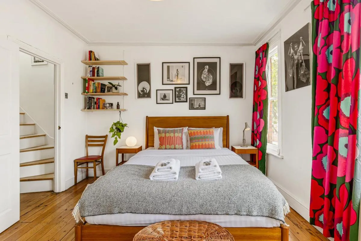 Image 3 of Lovely 3BR House with Garden in Walthamstow