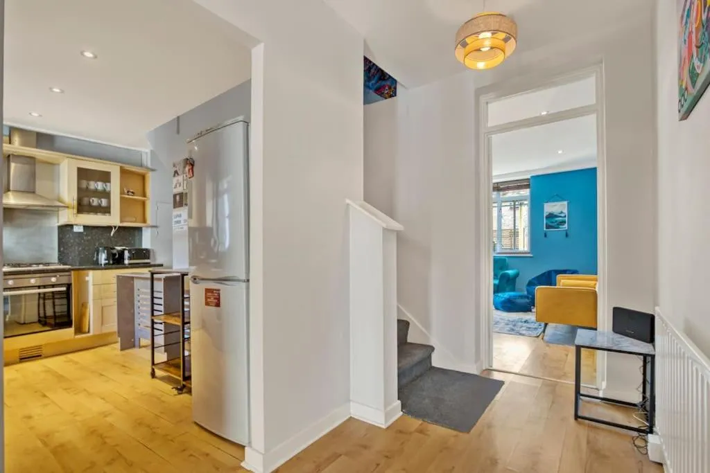 Image 4 of Lovely 3-Bed Clapham Common