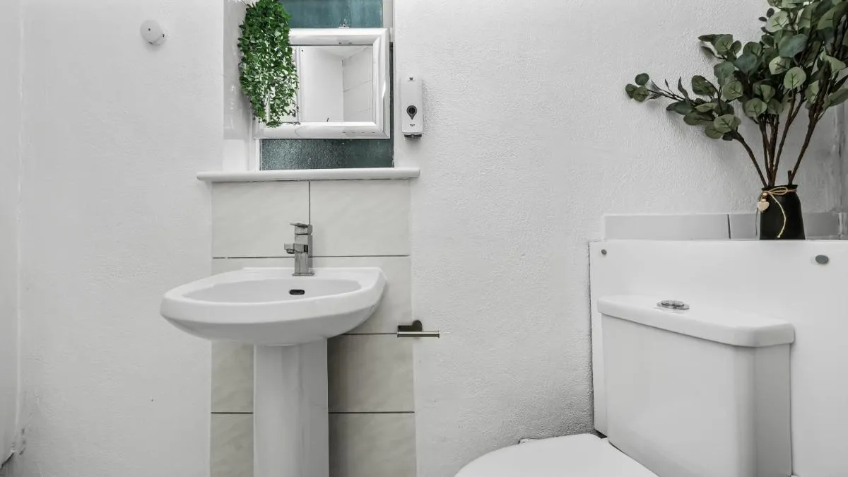 Image 3 of Lovely Flat by Emirates – 5 mins to Kings Cross St Pancras