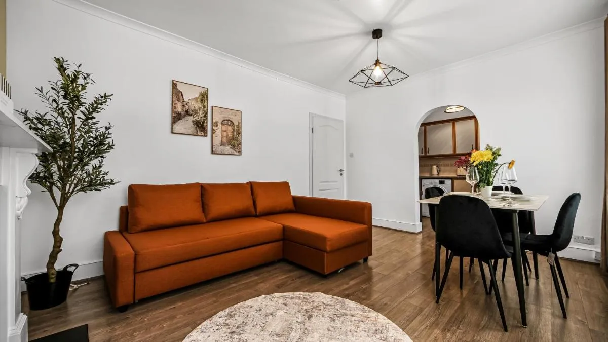 Image 4 of Lovely Flat by Emirates – 5 mins to Kings Cross St Pancras