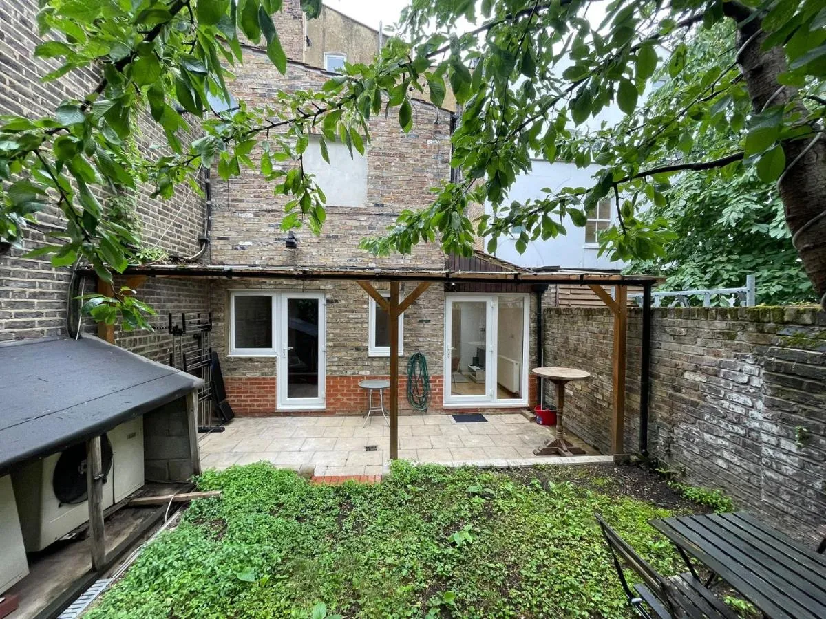 Image 3 of Lovely Flat in Camden