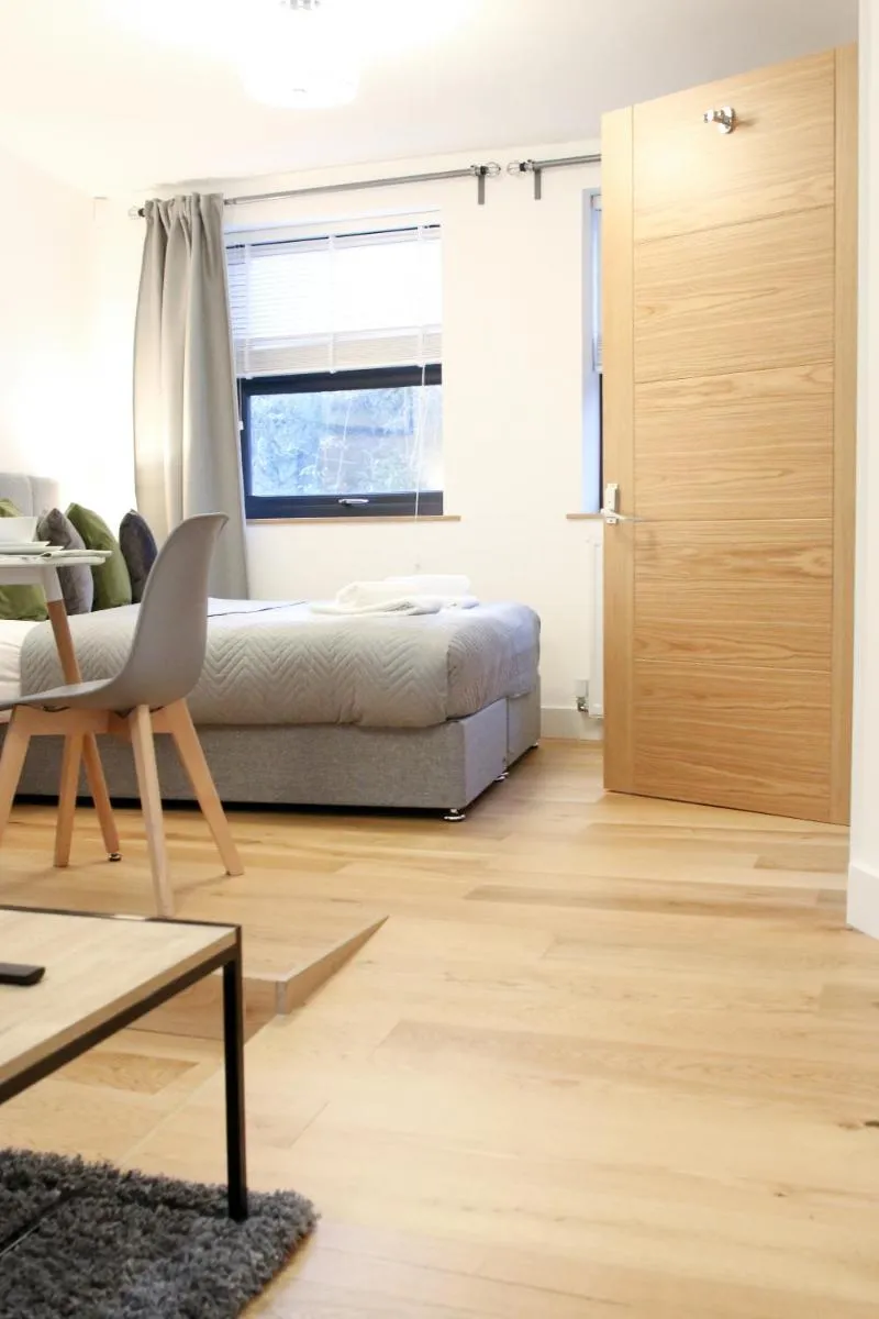 Image 4 of Lovely Studio Apartment with access for Wheel-chairs in Sydenham