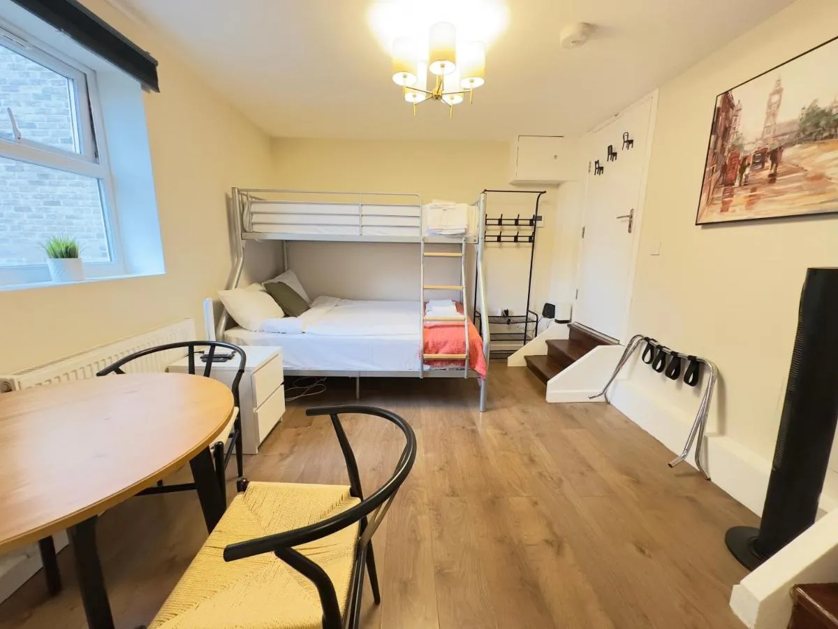 Image 4 of Lovely Studio Flats In Dalston