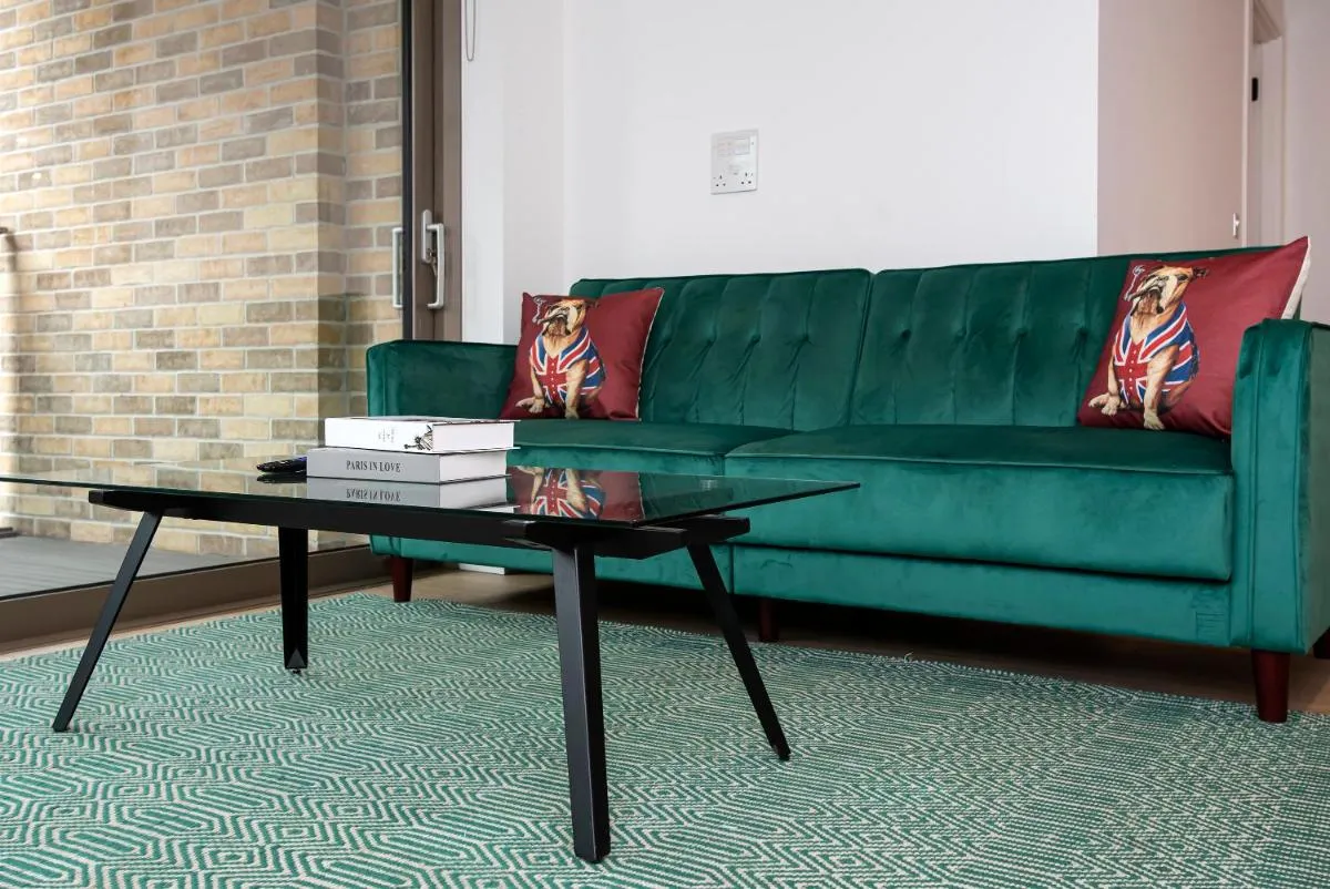 Image 4 of Lux and Large 2 bed Battersea Power Station
