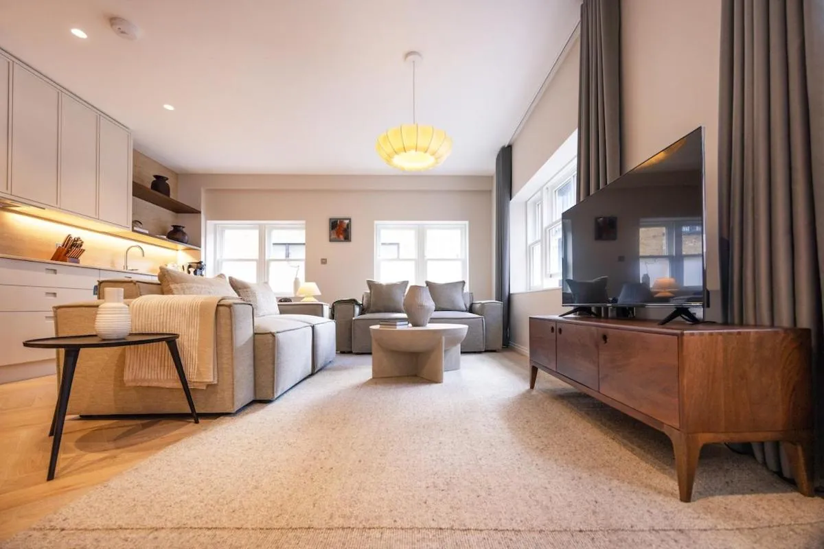 Image 5 of Luxurious 2 bed flat in Covent Garden