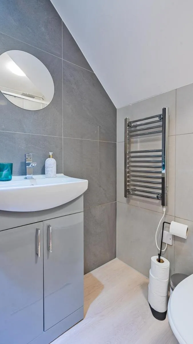 Image 4 of Luxury 1 Bed Flat Golders Green, Central London
