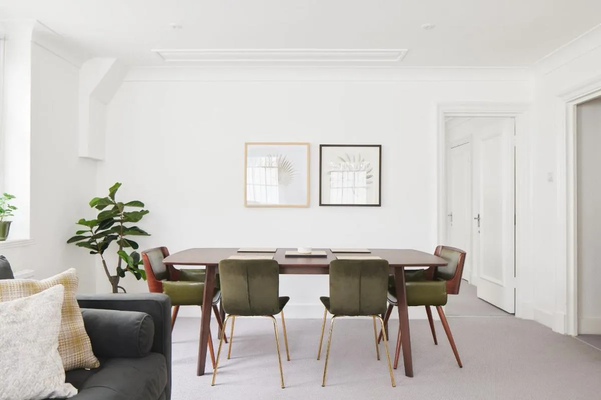 Image 3 of Luxury 1-bedroom apartment in Marylebone