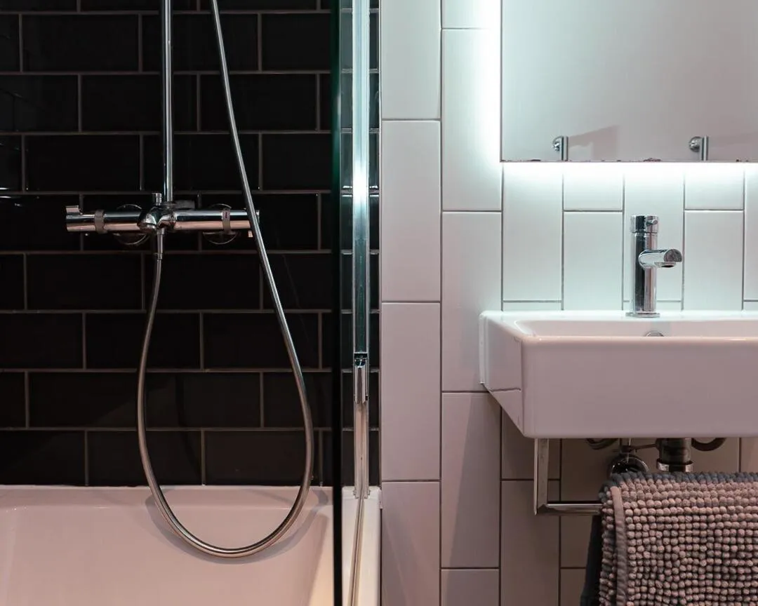 Image 3 of Luxury 2-Bedroom Near Excel London