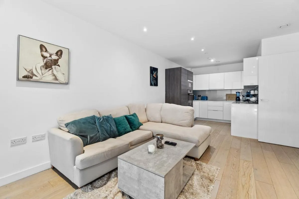 Image 4 of Luxury 2 BR Riverview Ensuite Flat in Greenwich Near O2&Excel