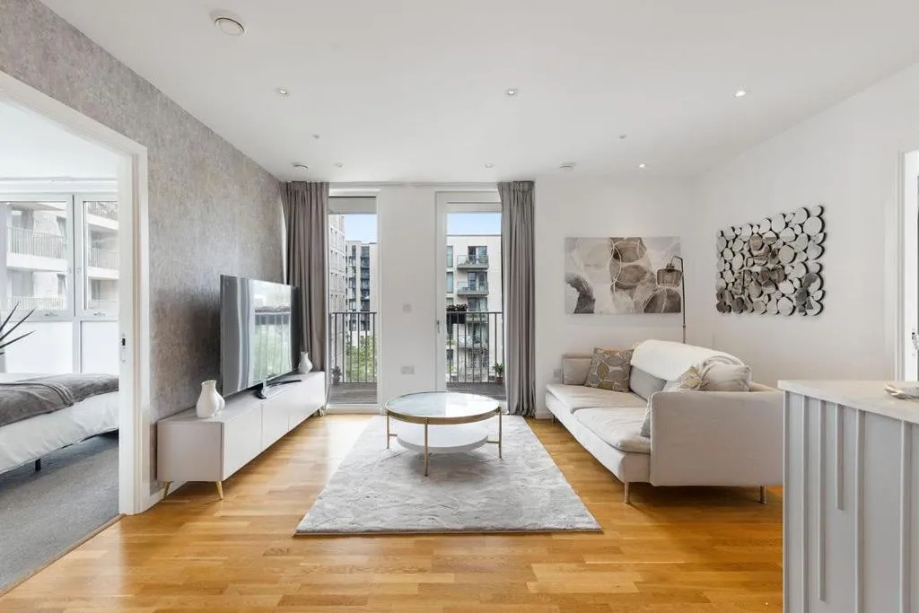 Image 5 of Luxury 2 Bed Apt in Olympic Village