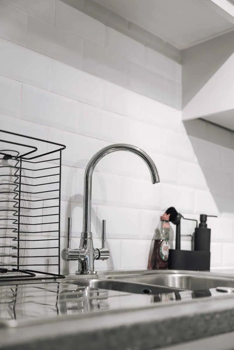 Image 4 of Luxury 2 Bedroom Apartment near Stratford Station for Corporate and Group Stays