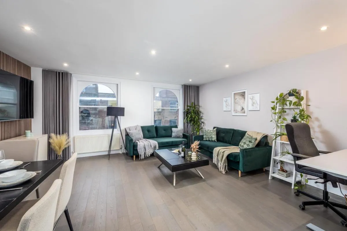 Image 5 of Luxury 2 Bedroom Apartment next to Angel