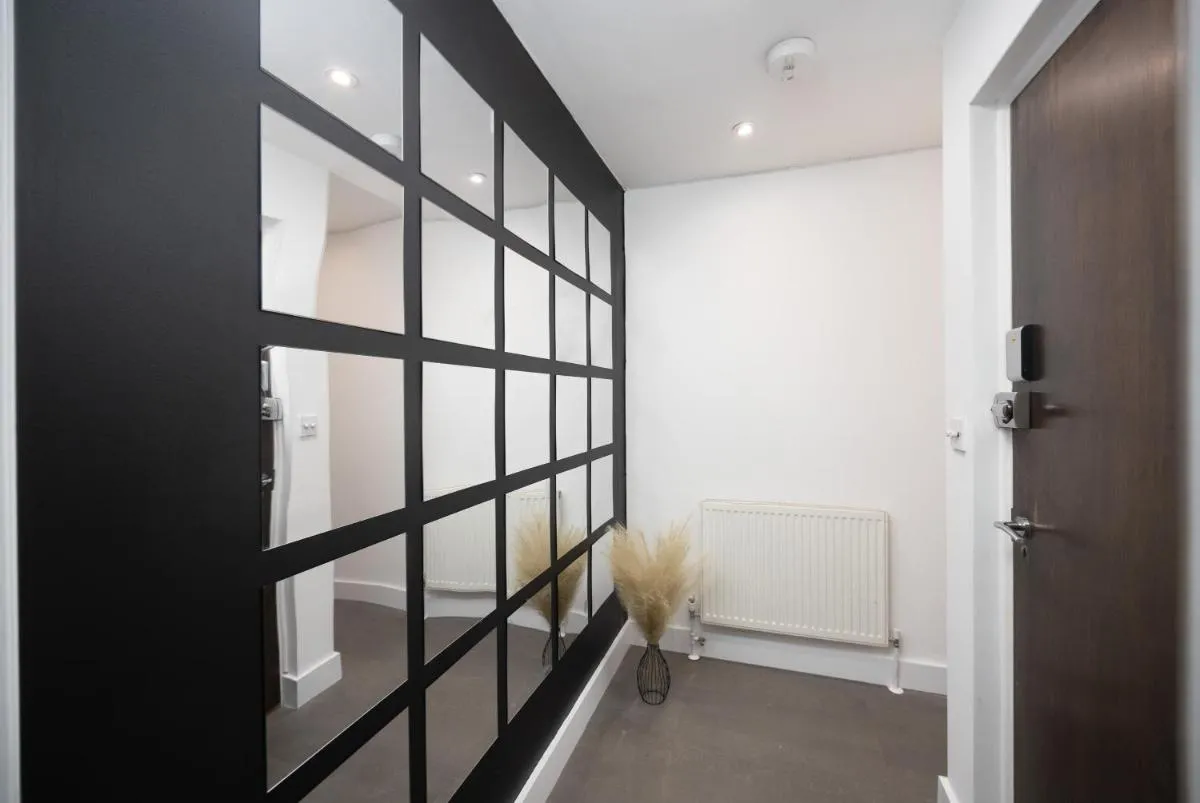 Image 3 of Luxury 2 Bedroom Apartment next to Angel