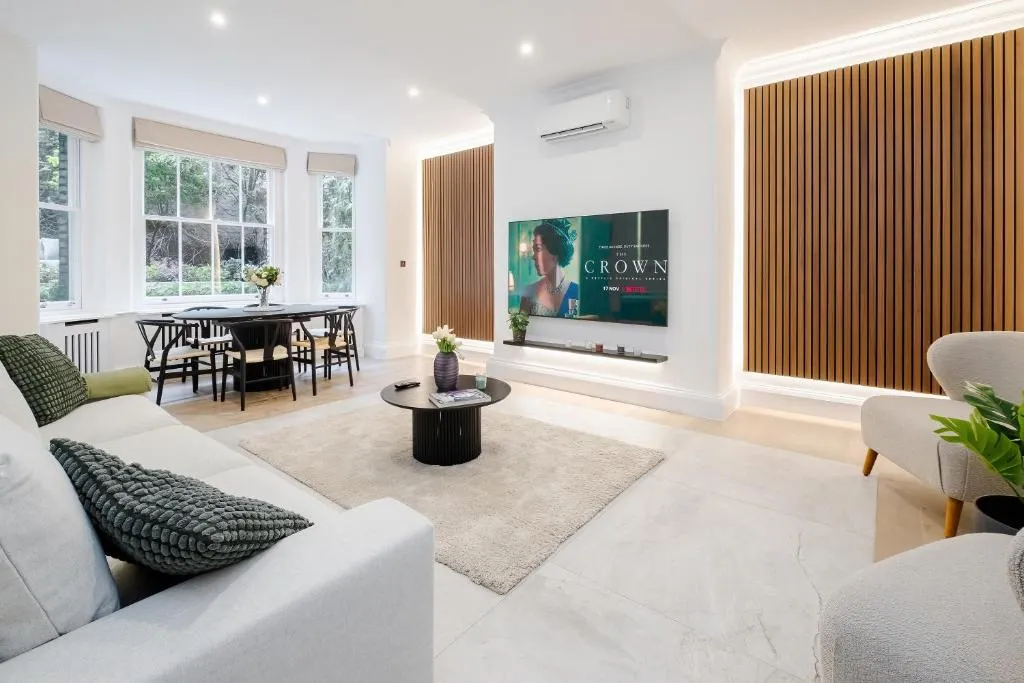 Image 1 of Luxury 2 Bedrooms Apartment in South Kensington