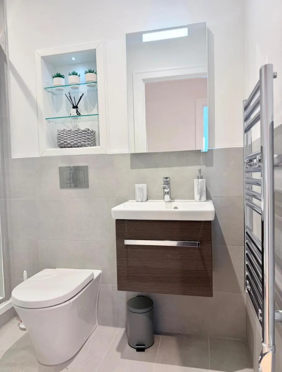 Image 5 of Luxury 2bed With Gym Cinema & Games Room