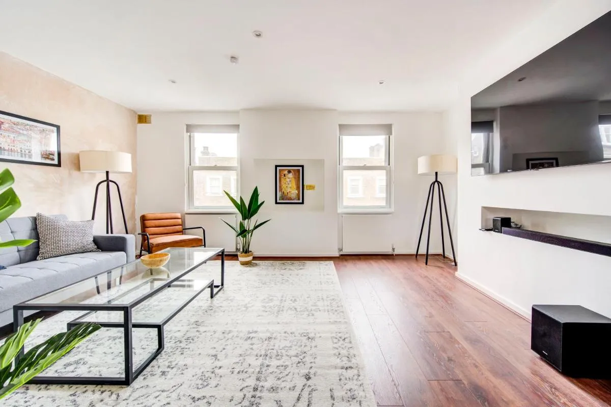 Image 5 of Luxury 3 Bedroom Prime Marylebone Apartment