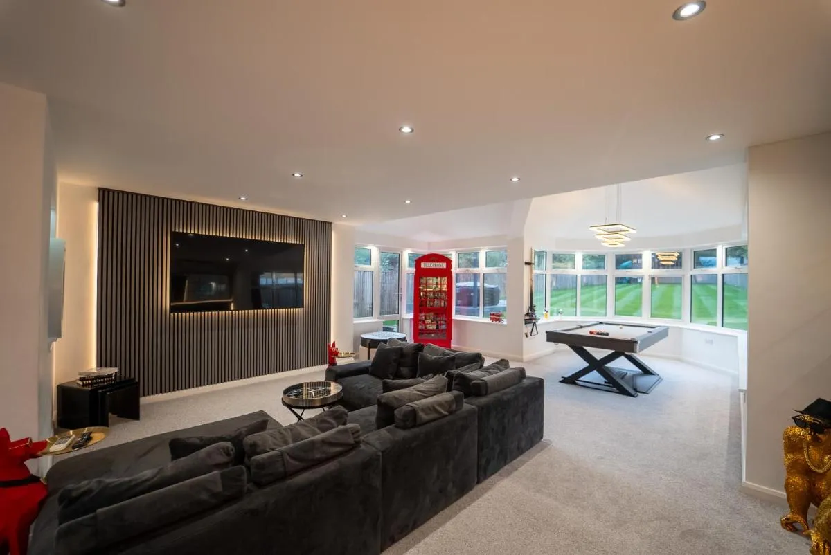 Image 5 of Luxury 3 bed Retreat with Hot tub