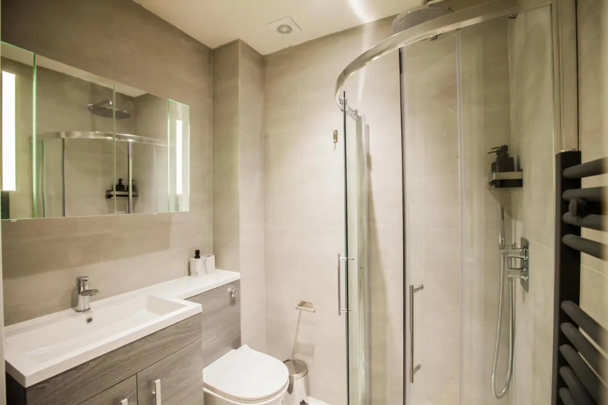 Image 3 of Luxury Fulham 3 bedroom Garden House