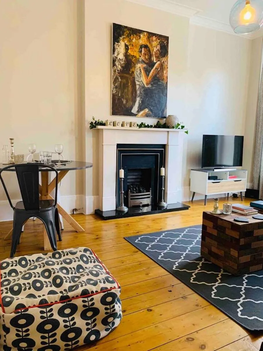 Image 4 of Luxury Fulham Flat with 5* touches nr River Thames