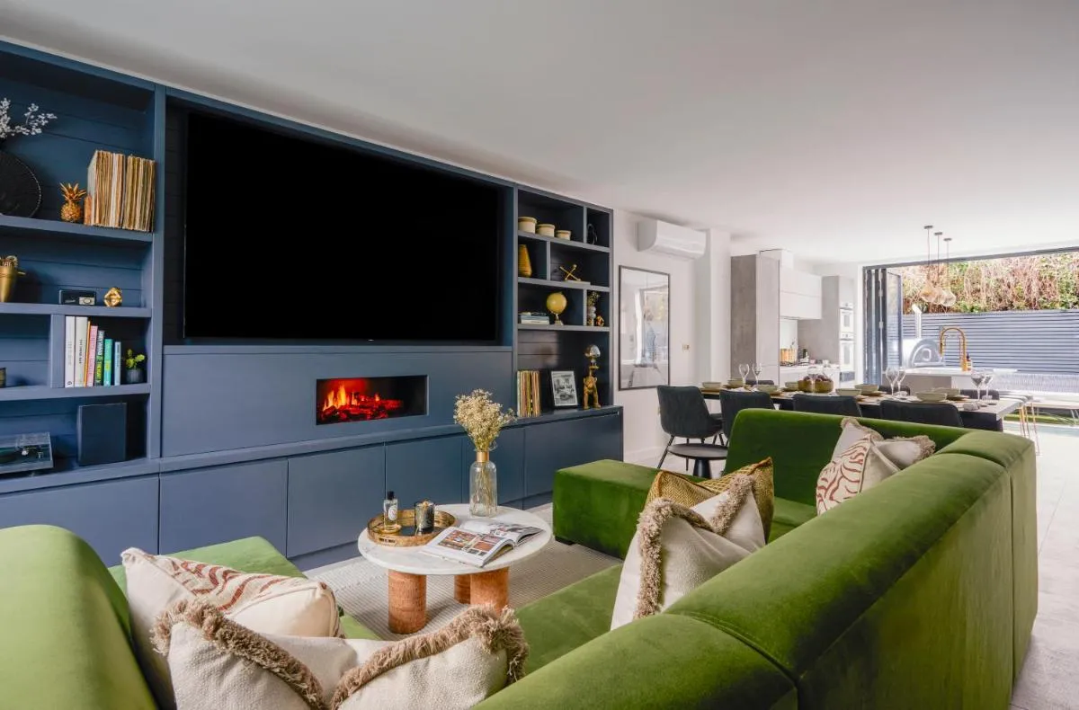Image 3 of Luxury Fulham Townhouse with cinema room