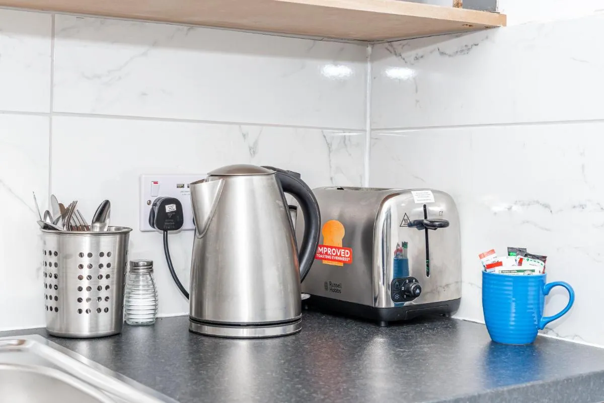 Image 5 of Luxury Hotel Style Studio Flat