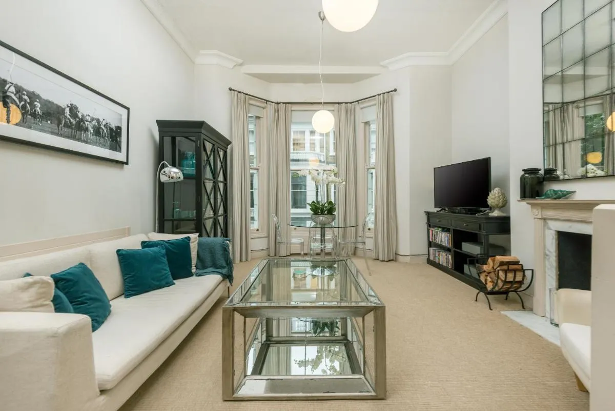 Image 5 of Luxury Notting Hill Duplex Apartment