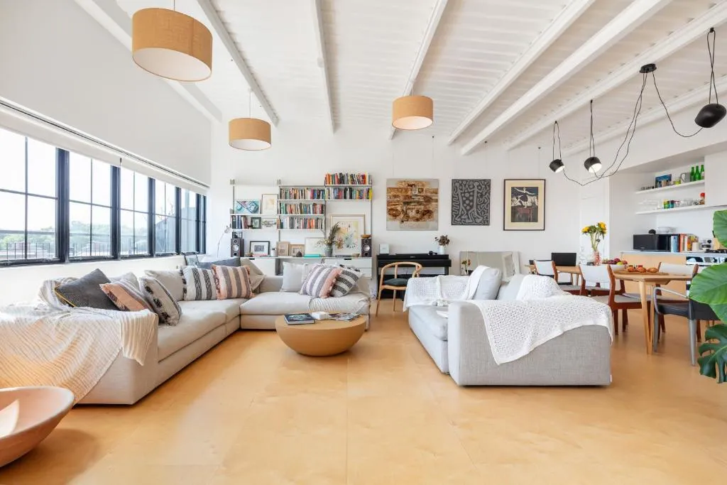 Image 1 of Luxury Penthouse Loft in Art-Deco Warehouse Conversion