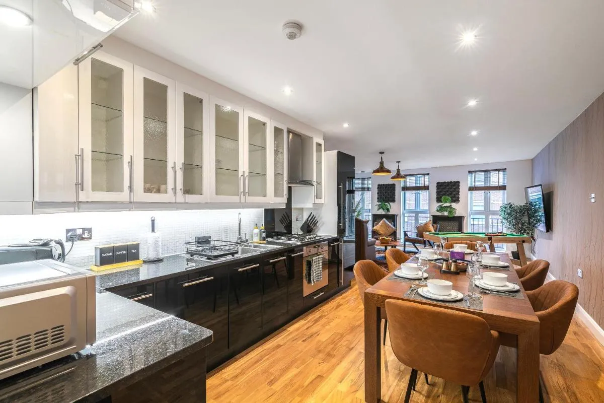 Image 4 of Luxury Shoreditch 1BR Apartment Huge Living Room Sleeps 4 Close to Metro