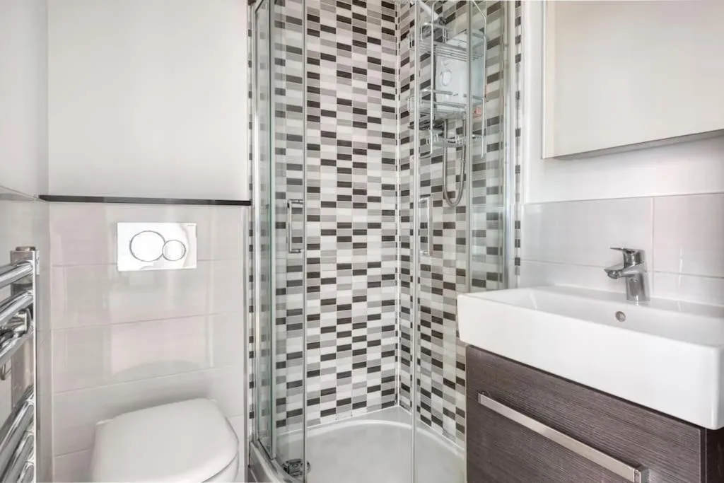 Image 3 of Luxury Soho Apartment R11