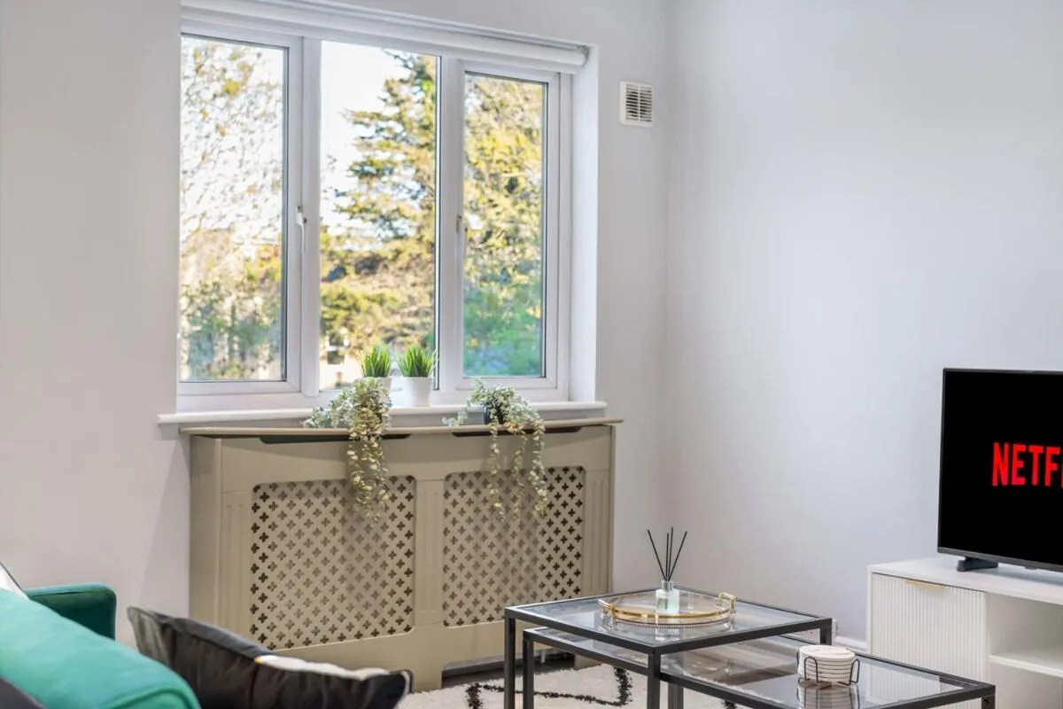 Image 5 of Luxury Tottenham Stadium Retreat – 2 minute walk to stadium