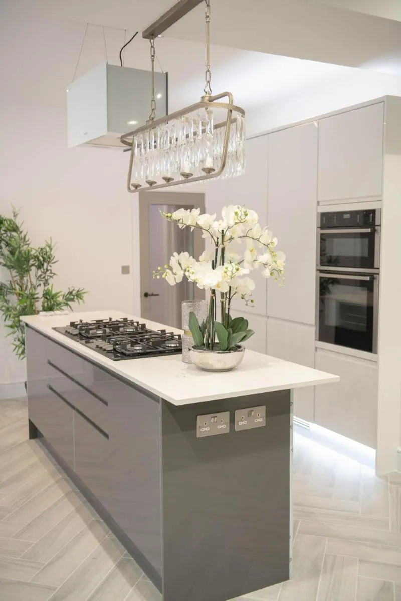 Image 5 of Luxury en-suite in modern house