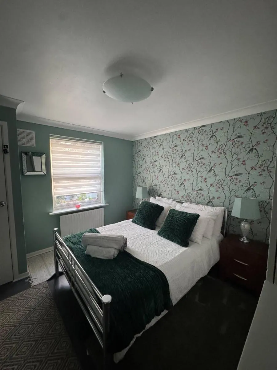 Image 5 of Luxury entire apartment with free parking