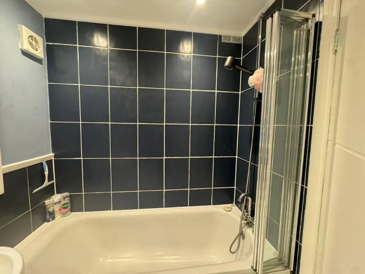 Image 3 of Luxury entire apartment with free parking