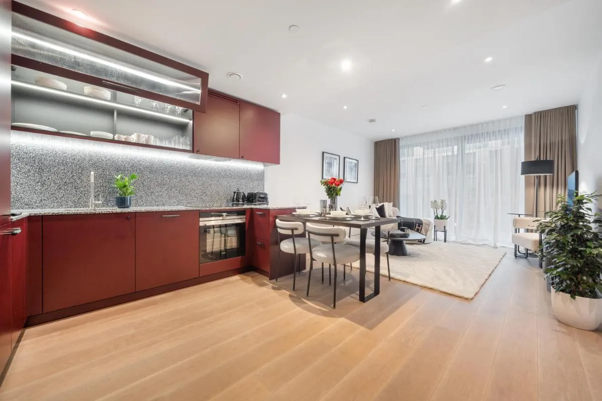 Image 4 of Luxury flat by the American Embassy