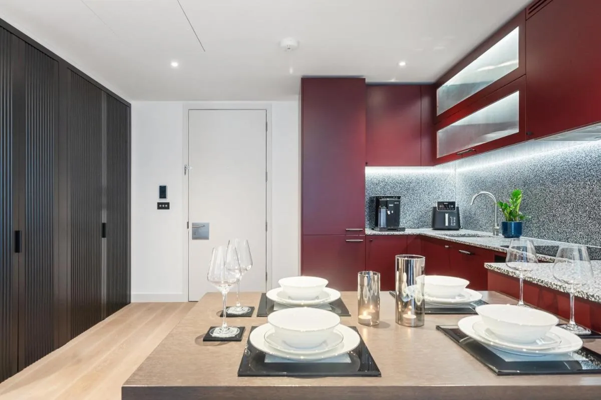 Image 3 of Luxury flat by the American Embassy