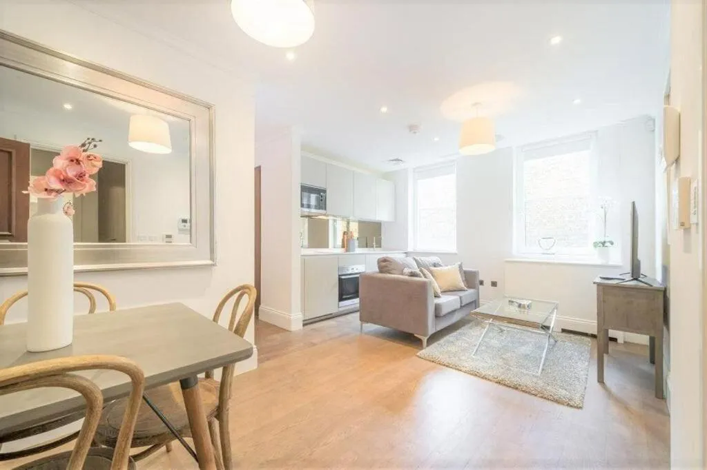 Image 5 of Luxury flat in Covent Garden