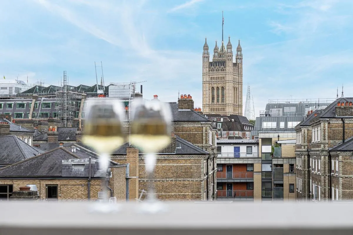 Image 5 of Luxury flats near Big Ben and London Eye