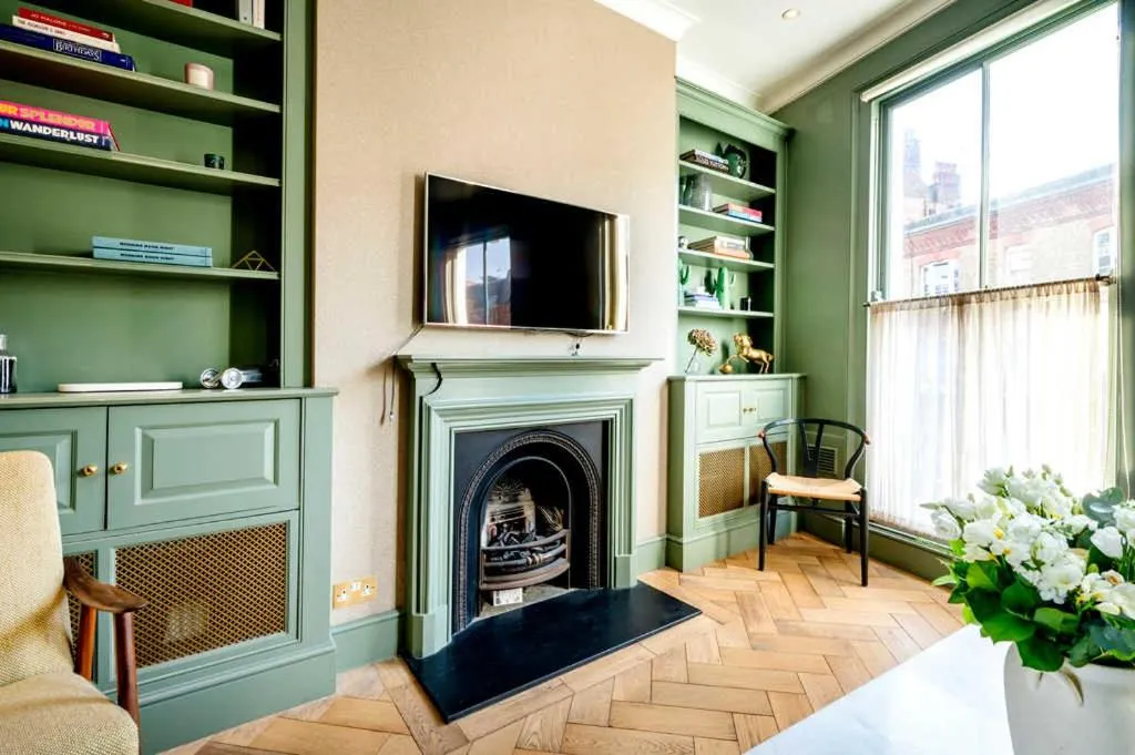Image 5 of Made in Chelsea- 2 bed by Out of Office Lifestyle