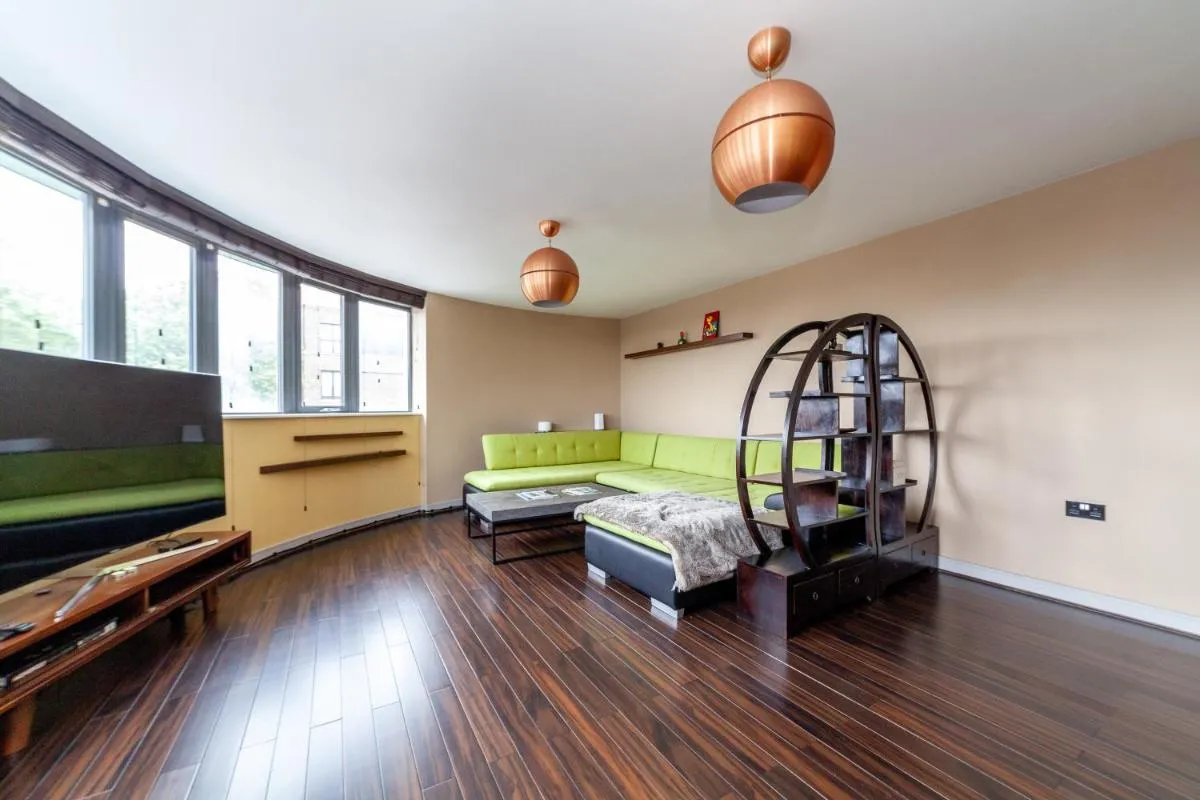 Image 5 of Magnificent 2 BR flat, Caledonian Road