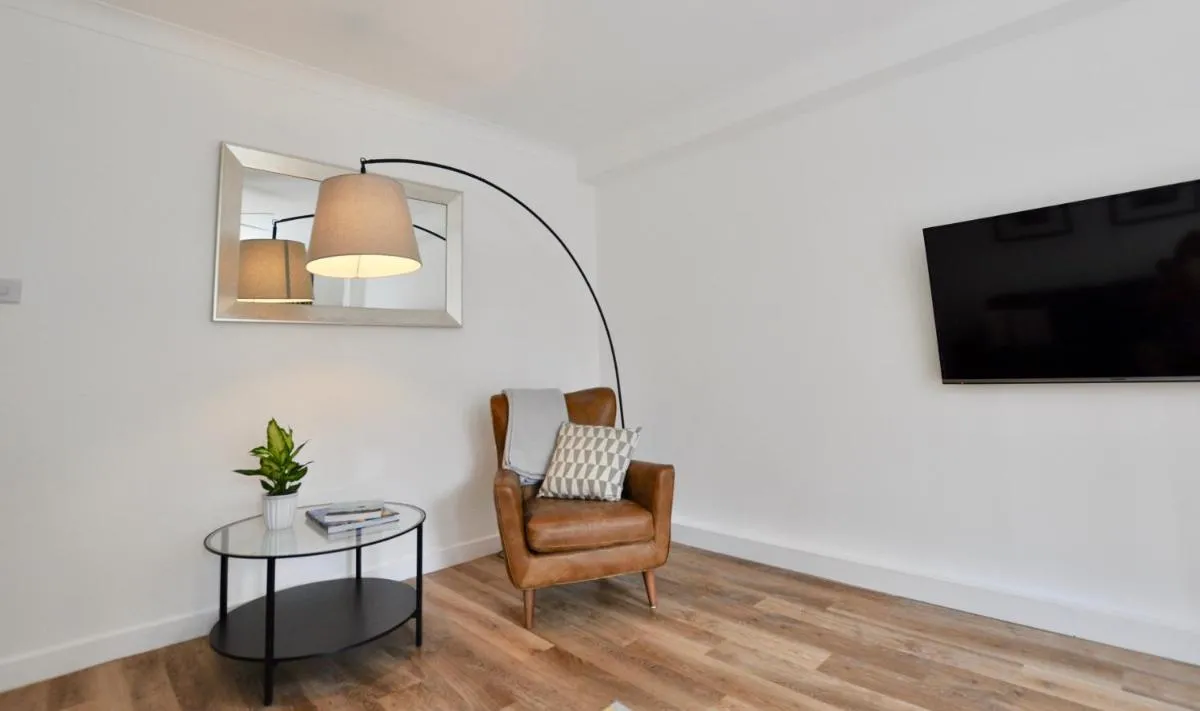 Image 5 of Marlyn Lodge – City of London