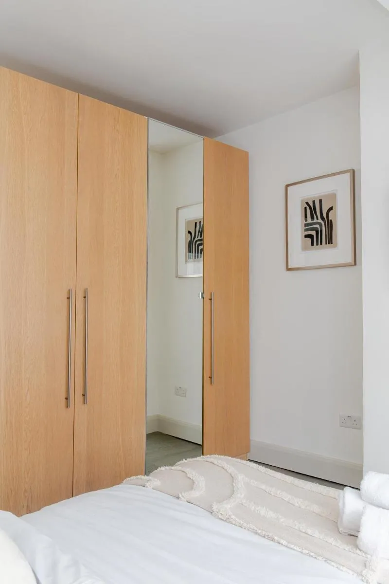 Image 4 of Mayfair Loft Apartment!