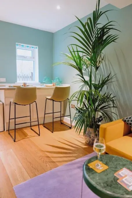 Image 4 of Modern 1BR in Brixton – Just Renovated!