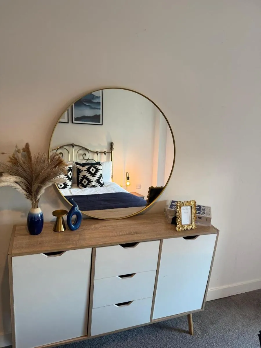 Image 3 of Modern 1-Bed Flat, Sleeps 4