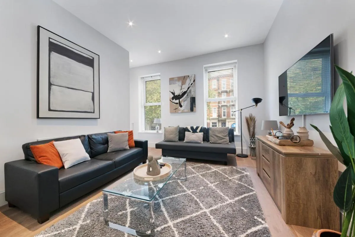 Image 5 of Modern 1 Bed Apartment- Kings Cross Station